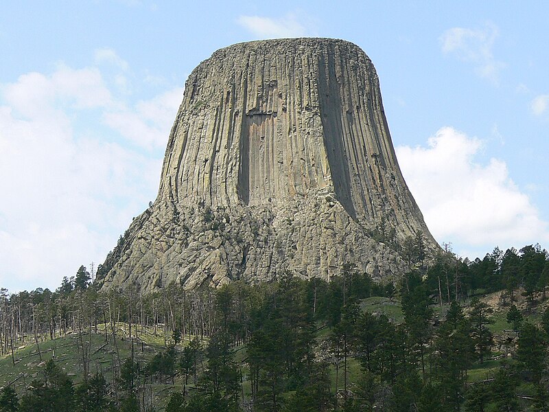 File:Devils Tower Wyoming.jpg height=600